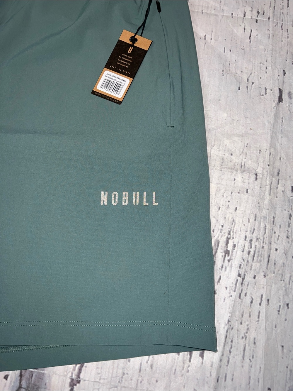 NO BULL - 6” TRAINING SHORT - COLOR: BALSAM GREEN - NWT - SIZE XXL - Picture 4 of 8
